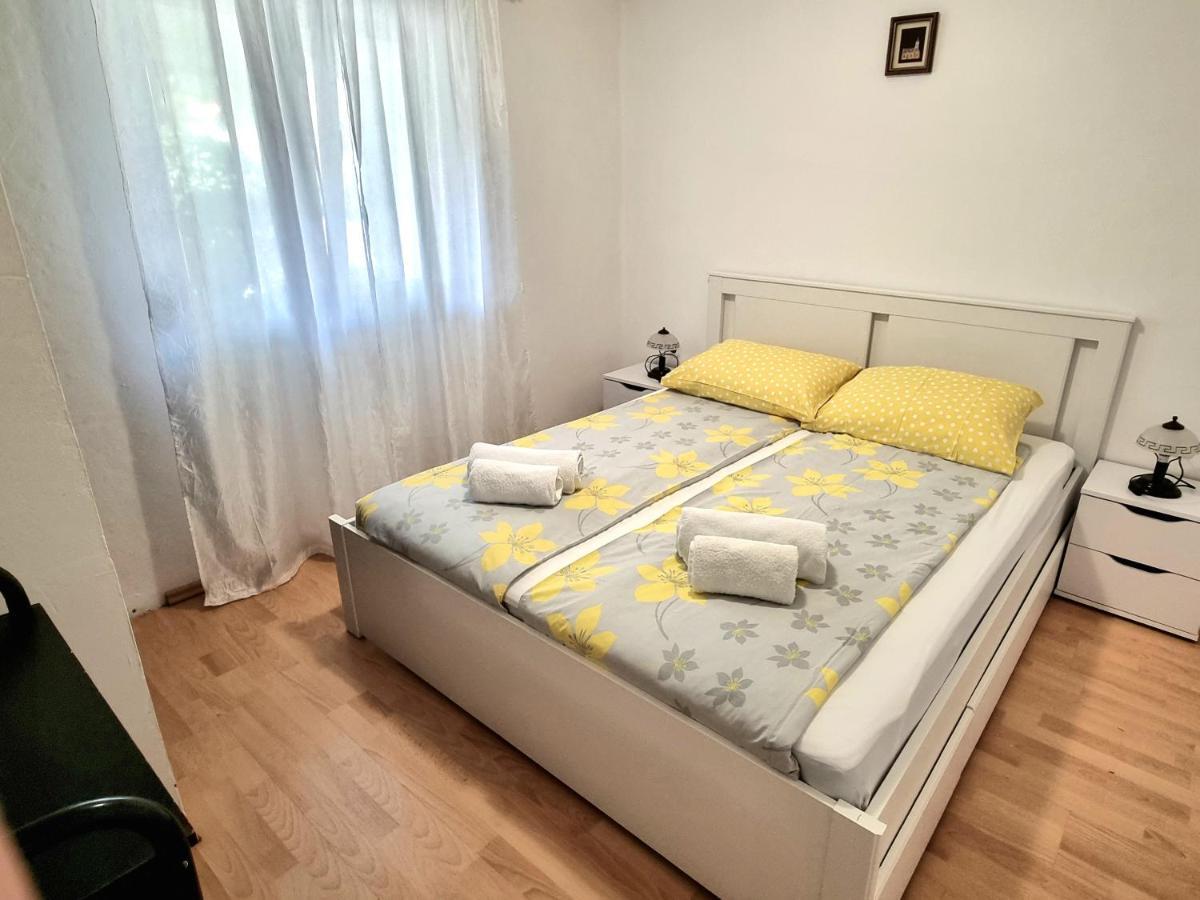Apartment Deni Skrbčići Exteriör bild